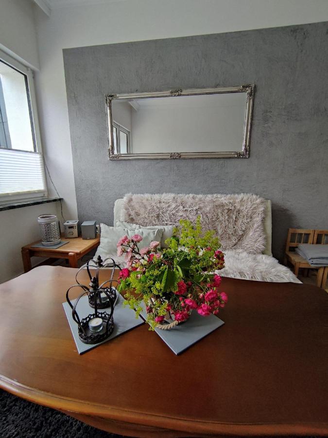 Ferienwohnung-Im-Karolinenkoog-Erholung-Zwischen-Feld-Und-Deich エクステリア 写真