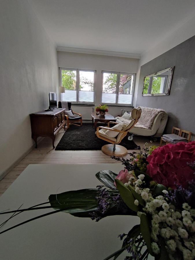 Ferienwohnung-Im-Karolinenkoog-Erholung-Zwischen-Feld-Und-Deich エクステリア 写真